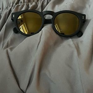 Illesteva Leonard Sunglasses- Never Worn